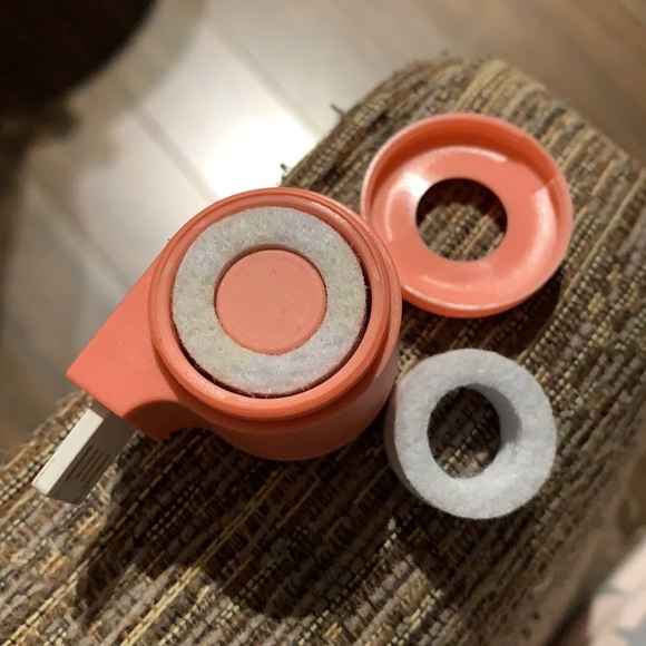 Usb desk fan and usb aroma diffuser - Picture 3 of 4